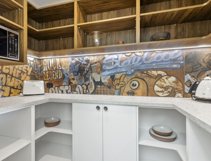 010 Open2view ID596521 Armadale