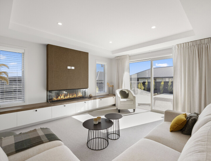 023 Open2view ID596521 Armadale