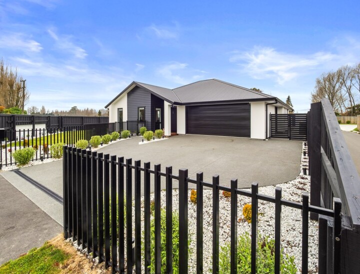 5f3d3bdf898d7d1ca3c399c7677975b7e7150a39