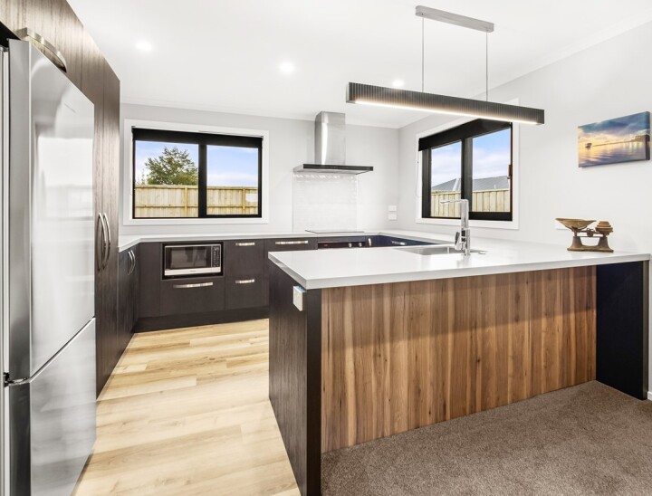 aa79dbc1e4b3d858ecb5d6726ee462803c799675